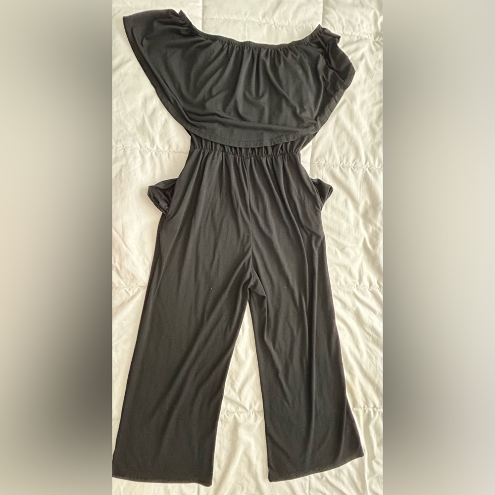 Women’s Black Off the Shoulder Jumpsuit with Pockets Sz. M